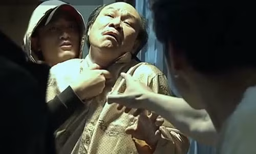 “Quynh bup be”: Thot tim ke hoach Canh dua me con Quynh bo tron-Hinh-3