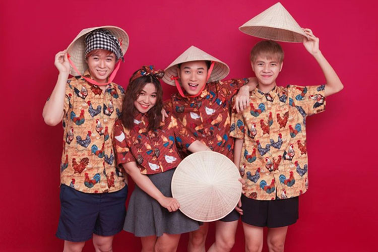 Nhiều khán giả cũng cho rằng tiêu đề ca khúc "Nắng cực" của Phạm Toàn Thắng không văn minh. Về phía tác giả, anh cho hay bài hát kể về câu chuyện thời tiết nóng bức mà thôi. Ảnh: Công an nhân dân