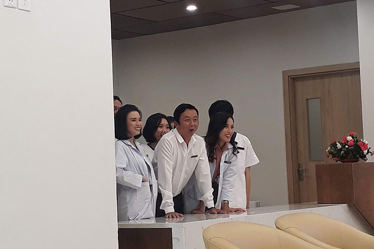 Sau phân cảnh Linh Miu giật tóc Khả Ngân, nhiều người tò mò Linh Miu còn có những phân cảnh nào khác không.