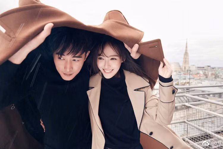 La Tấn và Đường Yên công khai chuyện tình cảm vào đúng ngày sinh nhật 6/12/2016 của nữ diễn viên.