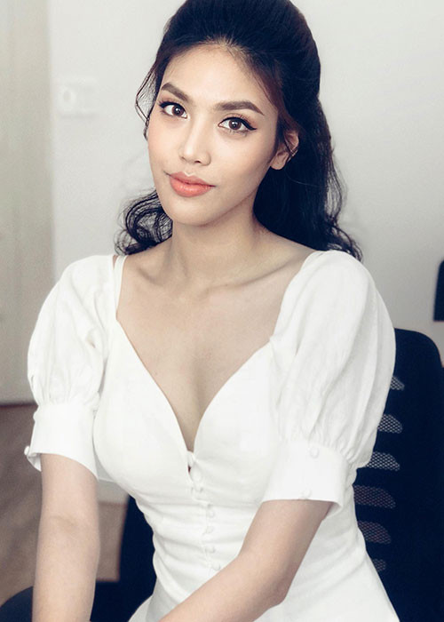 Là một trong số ít mỹ nhân Việt sạch scandal, Lan Khuê được yêu mến và có một lượng fans đông đảo.