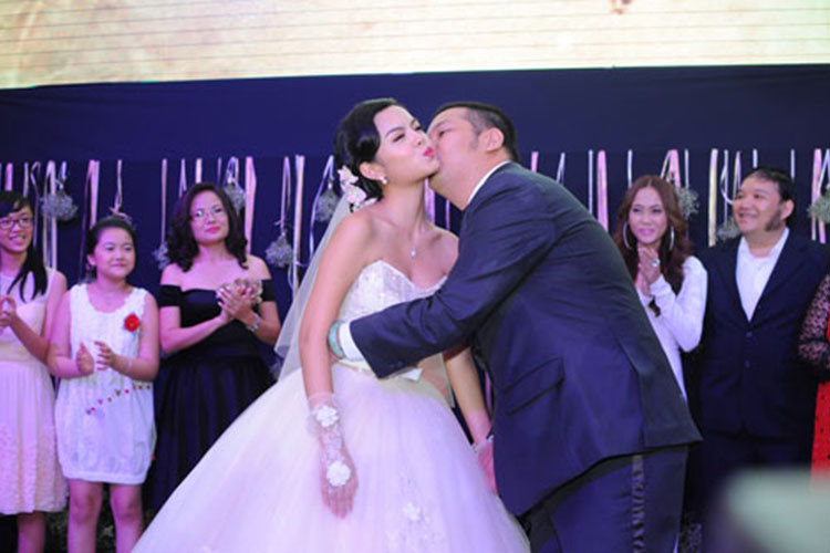 Sau 6 năm làm đám cưới và có 2 con gái, Phạm Quỳnh Anh - Quang Huy quyết định ly hôn. Để đi đến quyết định chia tay, cả hai đã suy nghĩ rất nhiều. Ảnh: Giáo dục Việt Nam