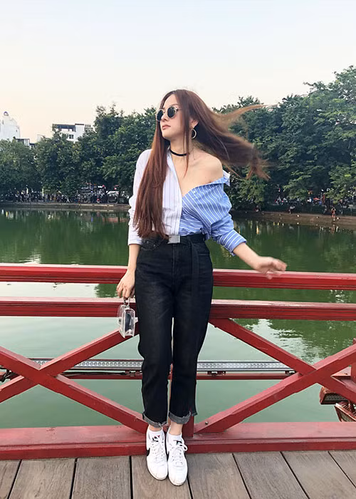 Hình ảnh thành viên nhóm H.A.T trẻ trung, gợi cảm trong một chuyến ra Hà Nội.