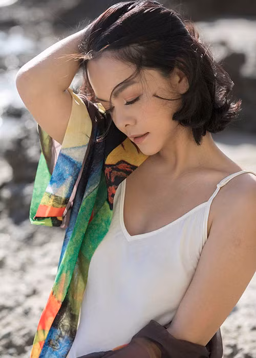 Ở độ tuổi 34, đã là mẹ hai con, Phạm Quỳnh Anh vẫn trẻ trung, gợi cảm khiến nhiều người ghen tỵ.