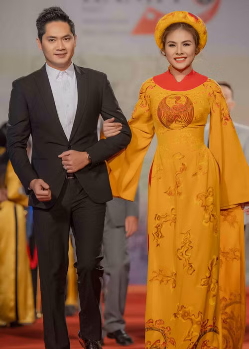 Nữ diễn viên Vân Trang sánh đôi cùng Minh Luân.