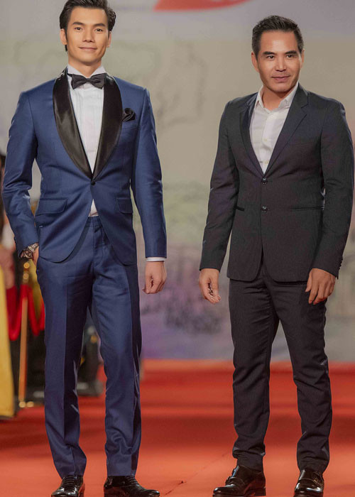 Trung Dũng, Nhan Phúc Vinh khoe vẻ lịch lãm trên thảm đỏ.