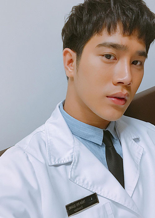 2 dien vien phu hot khong kem Song Luan trong “Hau due mat troi”