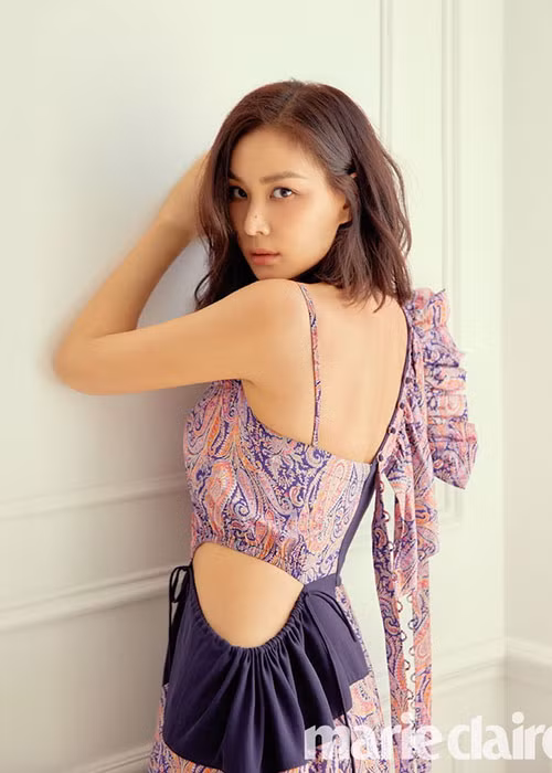 Bà xã của Jang Dong Gun hiện là bà mẹ bỉm sữa của 2 nhóc tì: 1 trai (8 tuổi) và 1 gái (4 tuổi). Ảnh: Naver