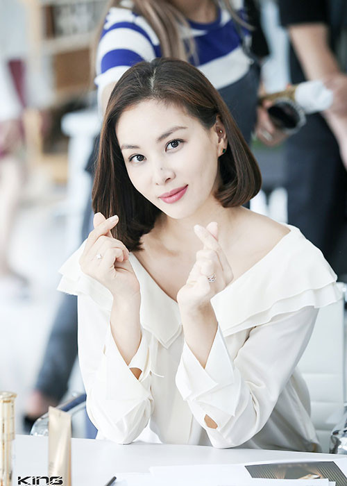 Go So Young là một trong những mỹ nhân xứ Hàn sở hữu vẻ trẻ đẹp bền bỉ theo thời gian. Ảnh: Naver