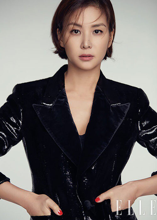 Nữ diễn viên từng chia sẻ, sau khi kết hôn, cô và Jang Dong Gun ban đầu hay cãi vã nhưng sau đó học được cách sống hòa hợp. Ảnh: Naver