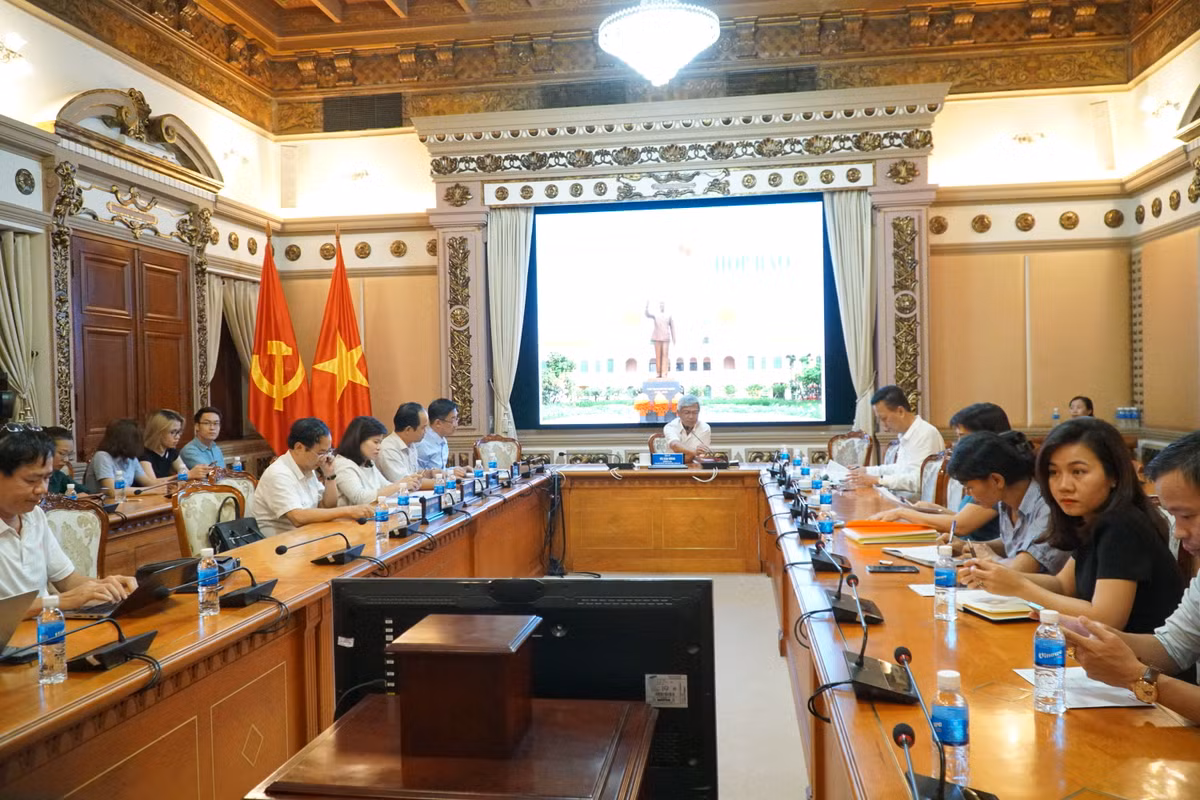 Hung Loc Phat xay trai phep 110 biet thu: 