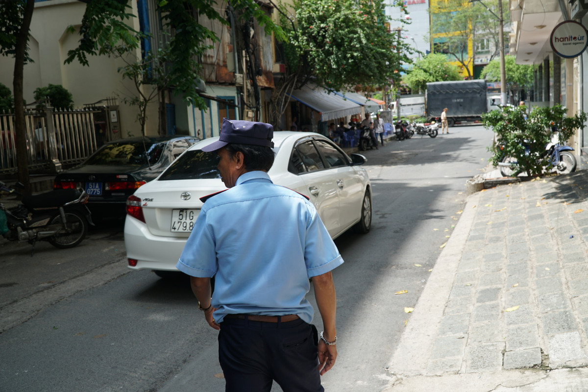 Thời gian xét xử lại vụ án Nguyễn Hữu Linh ôm hôn bé gái trong thang máy sẽ được tòa thông báo sau.
