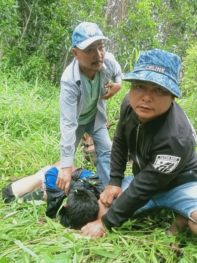 Nguoi dan Binh Thuan tom gon ten cuop tao ton