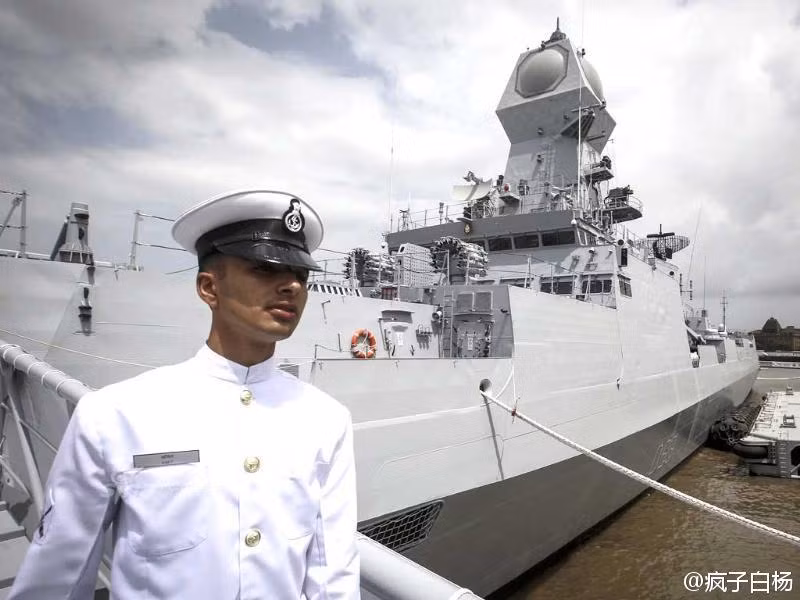 Kolkata là lớp tàu khu trục hiện đại nhất của Hải quân Ấn Độ với những trang thiết bị tác chiến điện tử tinh vi nhất và vẫn đang tiếp tục được nghiên cứu, nâng cấp. Nguồn ảnh: Sina.