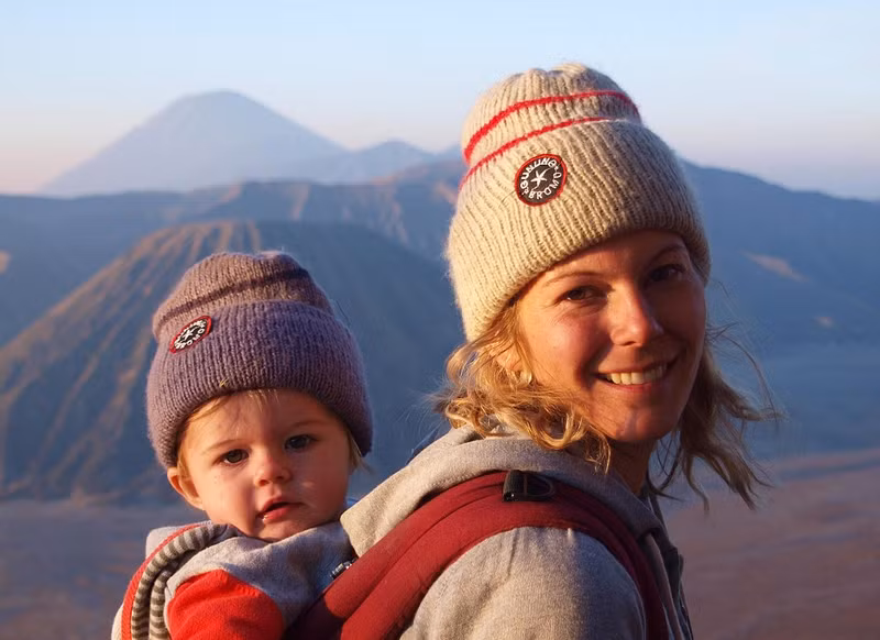 Cô Hertford cho biết, chuyến hành trình sẽ tiếp tục sau một thời gian cả hai mẹ con quay về nước nghỉ ngơi. Chị muốn hai mẹ con đi du lịch vòng quanh thế giới để Cery học hỏi được nhiều điều hơn nữa về thế giới xung quanh. Ảnh: Sina.