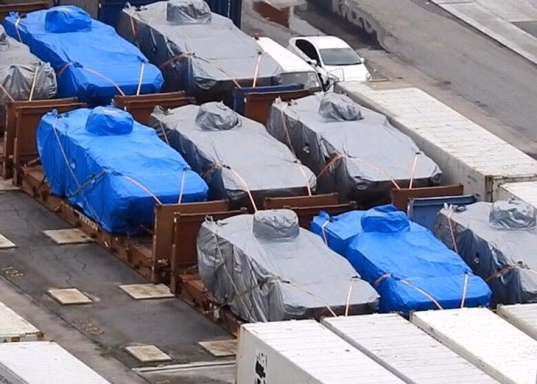 Toàn bộ lô hàng hiện đã bị Hải quan Hồng Kông tịch thu và cũng không ngoại trừ khả năng vẫn đã có nhiều lô hàng tương tự được quá cảnh một cách trót lọt. Nguồn ảnh: QQ.