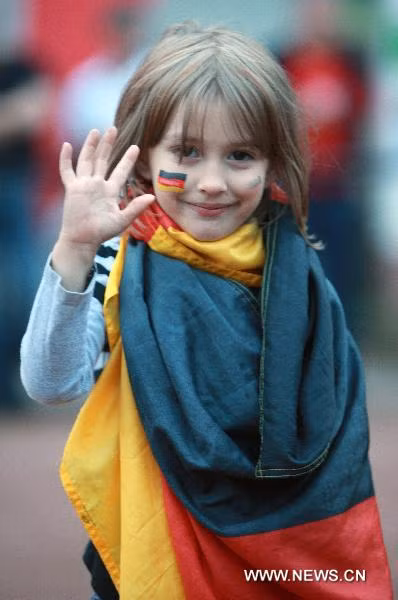 Xem nguoi Duc day con ky la dang kinh ngac-Hinh-2