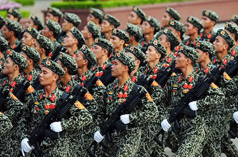 Khối chiến sĩ lực lượng đổ bộ đường không – lực lượng mới lần đầu xuất hiện trong lễ diễu binh. Nguồn ảnh: QĐND