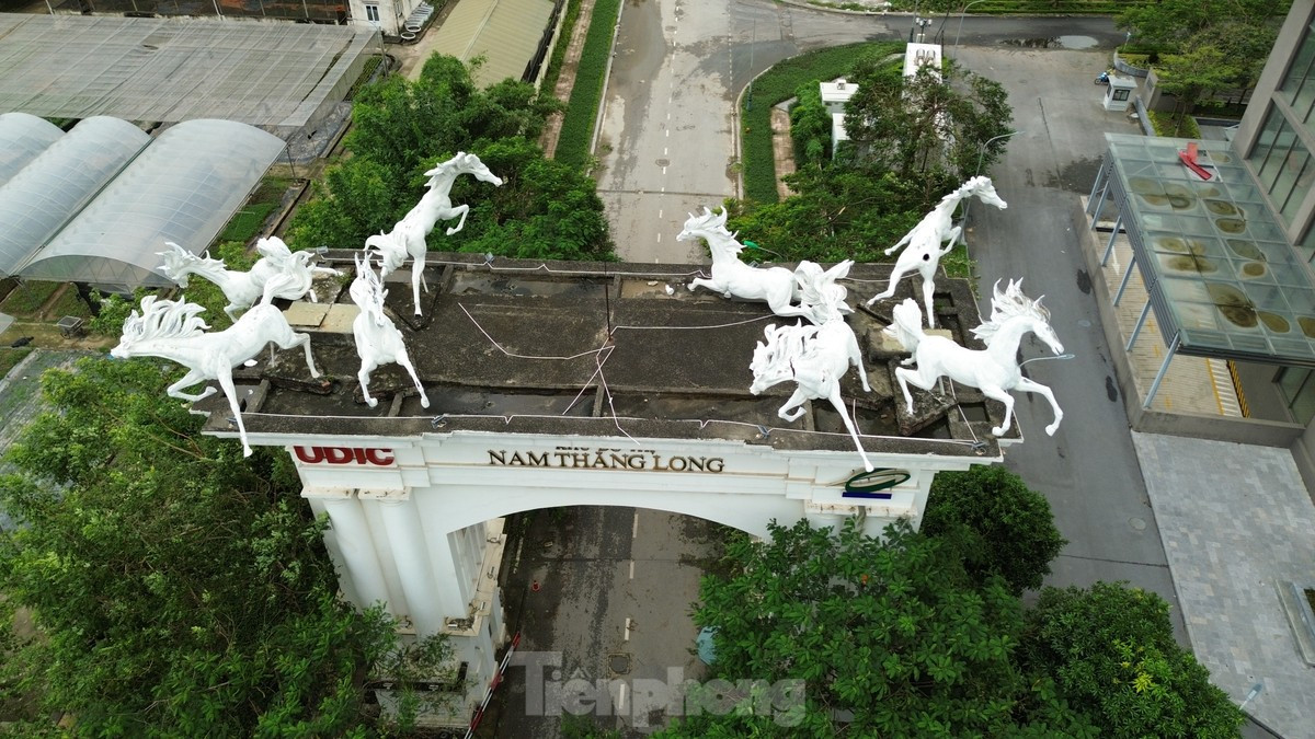 Ha Noi: Khu do thi, khu chung cu hoang tan sau bao-Hinh-5