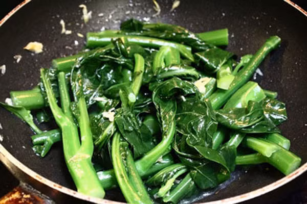 9 sai lam thuong gap khi nau an co hai suc khoe