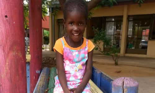 Co be song sot ky la voi nua trai than