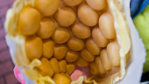 Bánh quế trứng. Bánh này được làm từ trứng, đường, bột mỳ, sữa đặc không đường. Món bánh giàu dinh dưỡng và dễ ăn này có lớp vỏ mềm cho cảm giác tươi nguyên từ trứng và sữa.