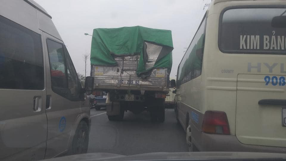 Việc tắc đường kéo dài trên các đường cao tốc vào Hà Nội đã được dự báo trước. 