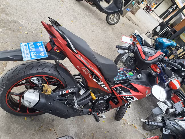 CSGT Tan Son Nhat bi to “voi” tien: Vi sao Thanh tra Bo CA vao cuoc?