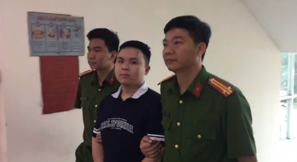 Đồng Nai: Cưỡng đoạt tài sản, thành viên của nhóm “L.V.T” bị bắt Dong Nai: Cuong doat tai san, thanh vien cua nhom “L.V.T” bi bat