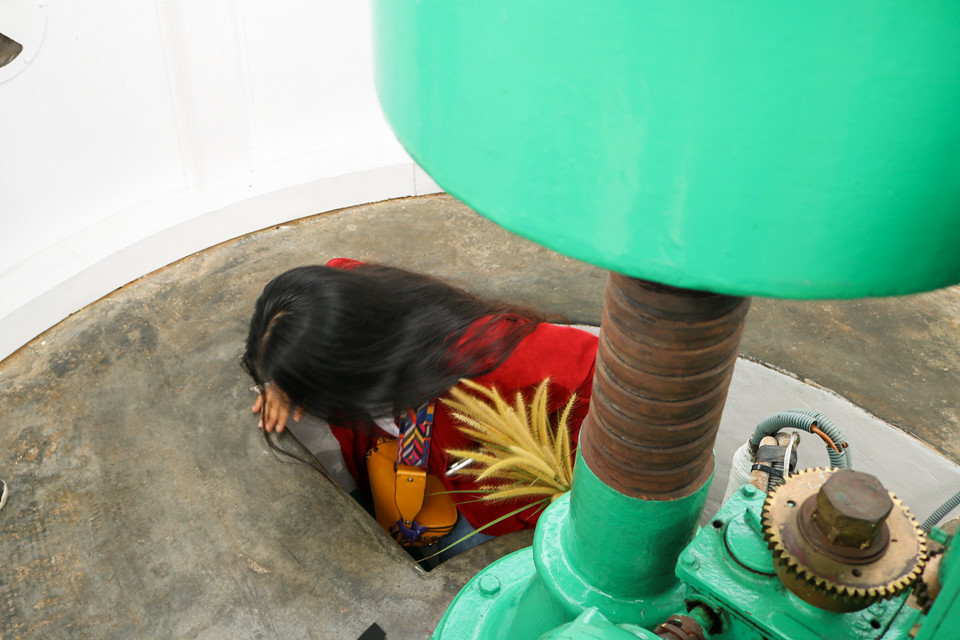 Giờ đây ngọn hải đăng Tiên Sa là nơi du lịch thu hút nhiều bạn trẻ khi tới Đà Nẵng.