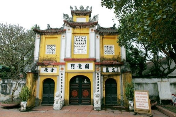 Huyen bi giac mong Quan Am cua ba vi vua trieu Ly-Hinh-2