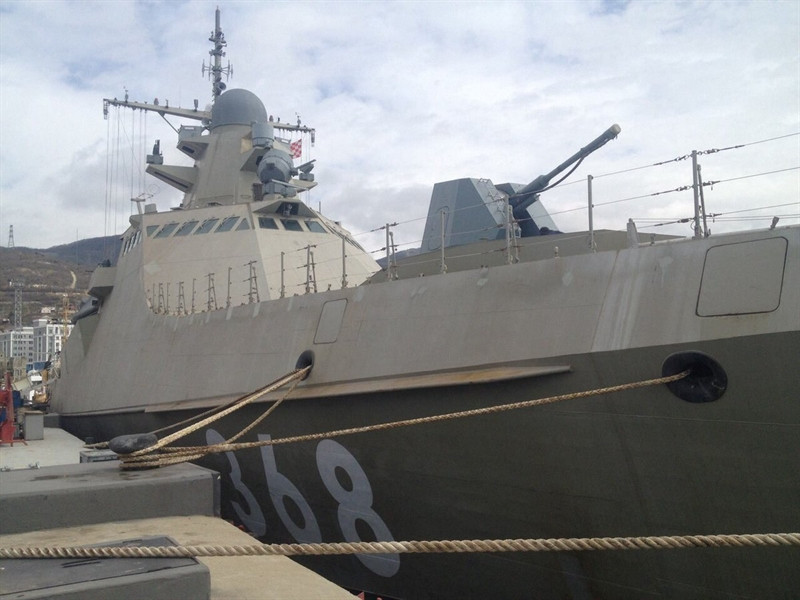 Ngoài khả năng chống ngầm cực mạnh, nếu Vasily Bikov kích hoạt hệ thống Club-N, tàu tên lửa Nga còn khiến những mục tiêu trên biển và trên đất liền phải khiếp sợ với đòn tấn công bằng tên lửa 3M-54E, 3M-54E1, tên lửa 3M-14E.