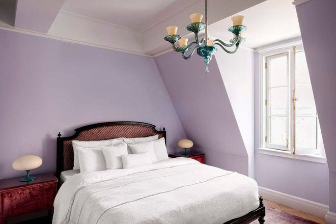 Các phòng ngủ trang nhã với cách phối màu nhẹ nhàng.