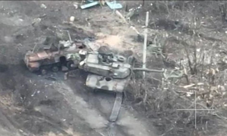 Quân Ukraine tiếp tục mở các đợt phản công nhằm ngăn chặn quân Nga chia cắt và bao vây trên thực địa. Trong cuộc giao tranh ác liệt kéo dài hơn một tháng, quân đội Ukraine đã thiệt hại 4 xe tăng M1A1 Abram của Mỹ viện trợ và nhiều xe bọc thép. Quân đội Nga cũng mất nhiều xe tăng T-72, xe tăng T-80 và xe chiến đấu bộ binh BMP-3.