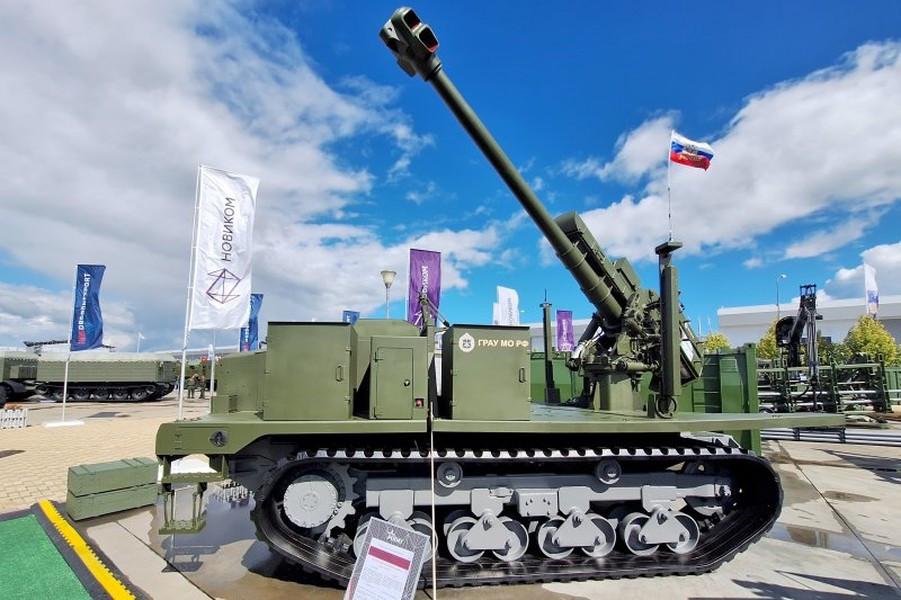 Đối với khung gầm xe bánh xích MTS-15 Klever, khả năng chuyên chở của phương tiện cỡ nhỏ này được công bố là 15 tấn, tốc độ tối đa lên tới 12 km/h và tầm hoạt động vào khoảng 120 km.