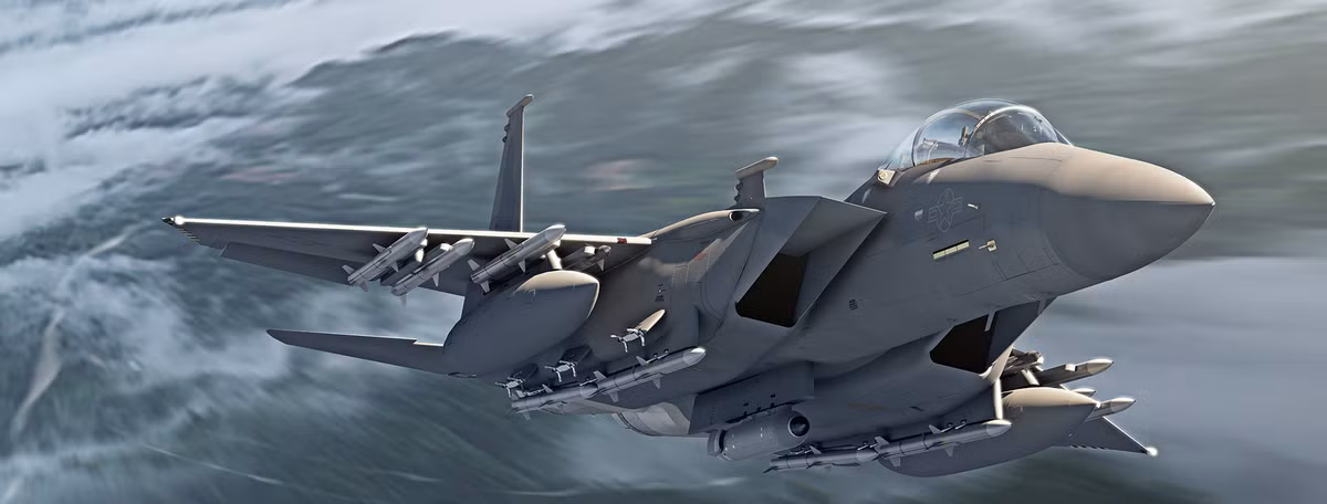 Phi đội F-15 của Không quân Israel đã tham gia nhiều hoạt động quân sự. Đáng chú ý, trong Chiến dịch Opera năm 1981, F-15 của Israel đã cung cấp sự yểm trợ trên không quan trọng cho nhiệm vụ phá hủy lò phản ứng hạt nhân Osirak ở Iraq.