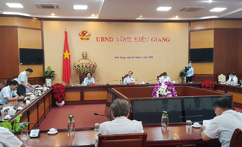 Nhieu lanh dao tinh Kien Giang xin 