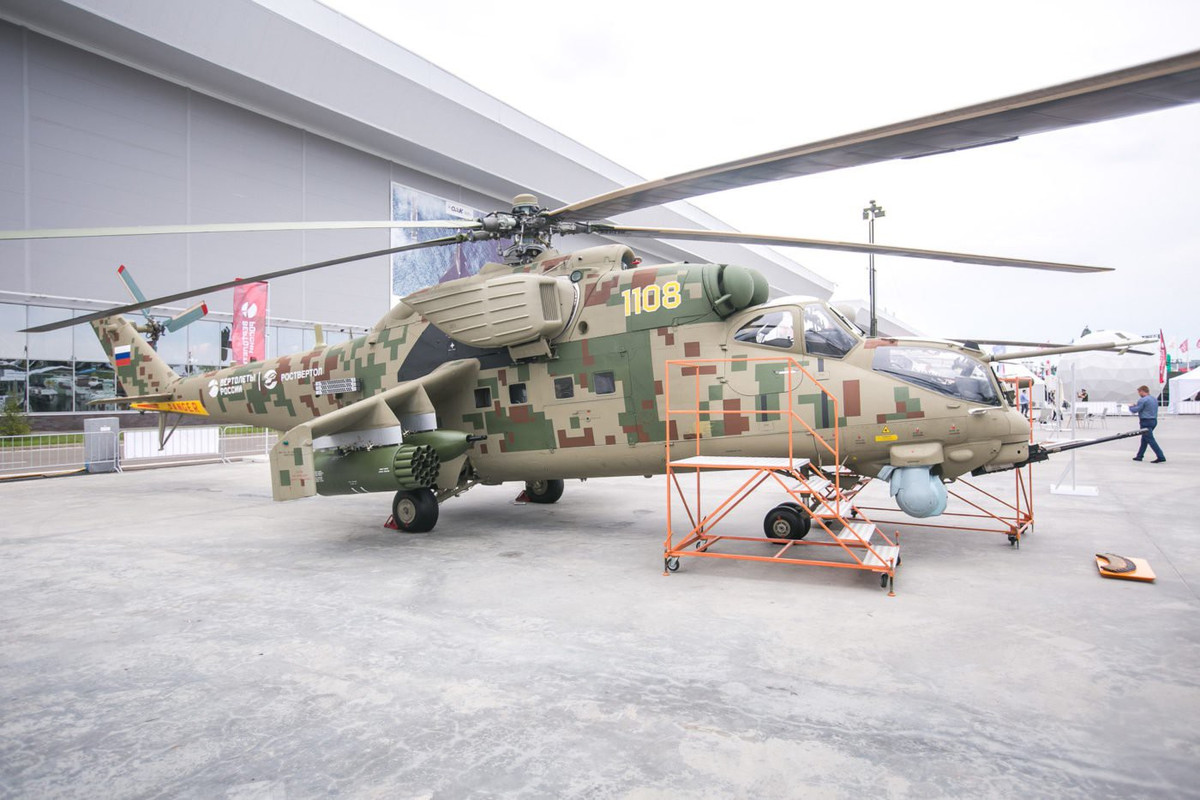 So với Mi-24 đời đầu, Mi-35P được nâng cấp đáng kể về hệ thống điện tử hàng không bao gồm gói hệ thống trinh sát nhìn đêm.