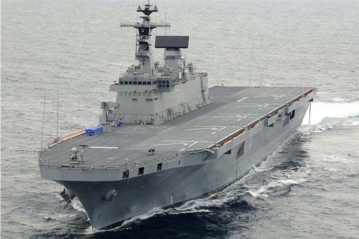 Ngoài chiếc hàng không mẫu hạm còn đang nằm trên giấy, hải quân Hàn Quốc có thể sẽ tiếp tục đóng mới các tàu đổ bộ tấn công lớp Dokdo và hoán cải chúng thành tàu sân bay hạng nhẹ mang tiêm kích F-35B theo xu thế chung của thế giới.