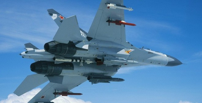 Hiện nay Kh-31 cũng được xem xét phát triển một biển thể không đối không tầm xa, nhằm biến nó trở thành "kẻ tiêu diệt máy bay chỉ huy - cảnh báo sớm trên không (AWACS)".