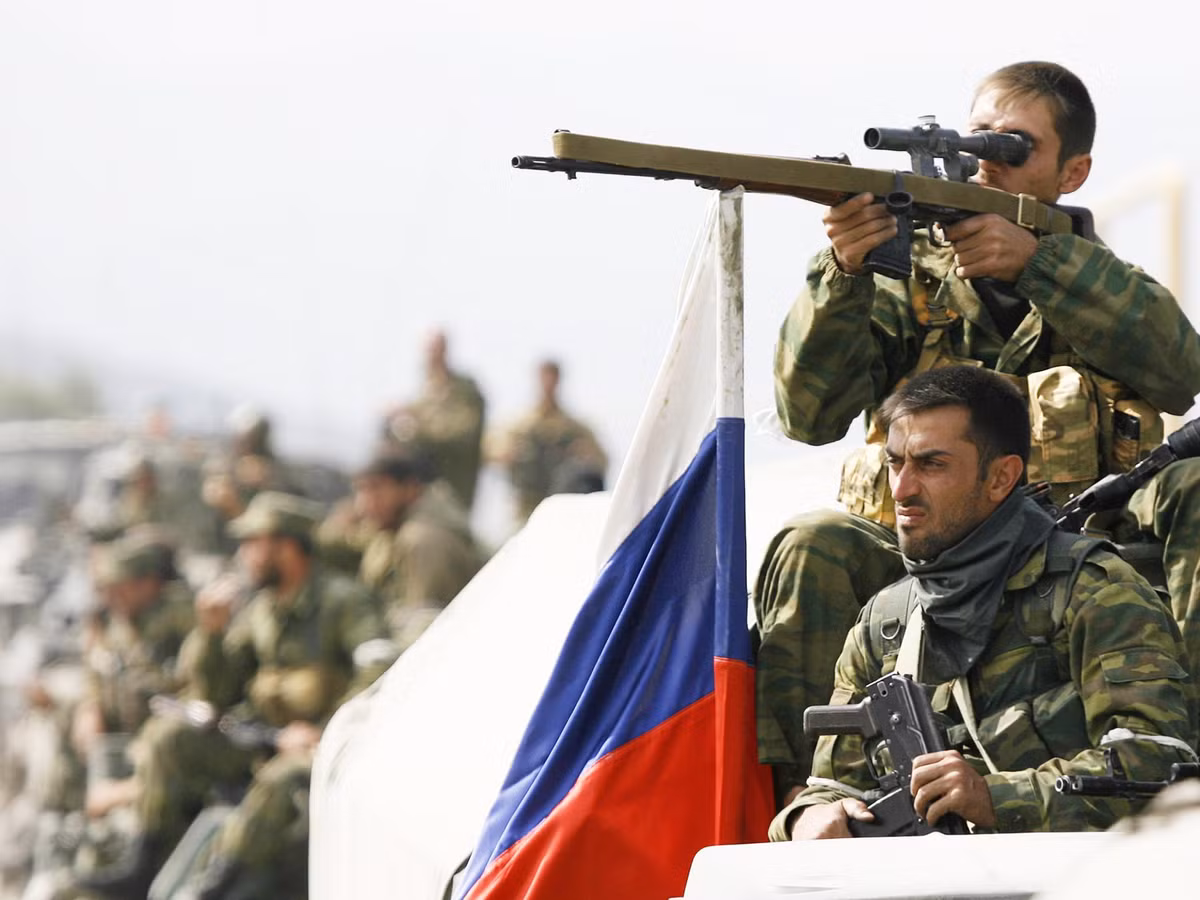 Tổng cộng trong cuộc chiến Nga có khoảng gần 7500 lính bị thiệt mạng. Trong khi đó ở phía đối phương, 16.000 tay súng đã bị tiêu diệt.