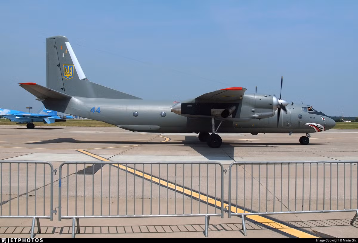 Ukraine bat ngo thanh lap luc luong dac nhiem duong khong voi may bay co lo si