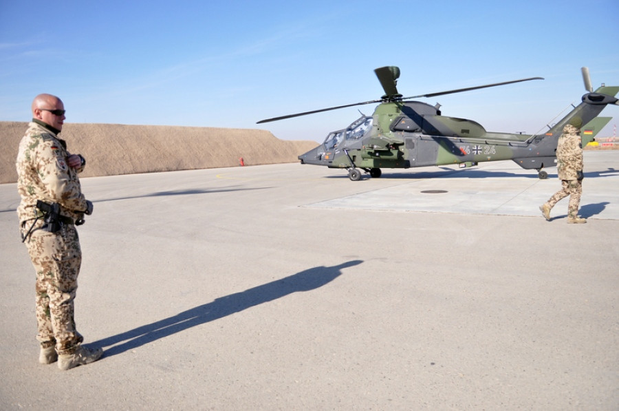 Các báo cáo trước đó được Quân đội Đức công bố hồi tháng 11 năm ngoái cho biết, trong số 53 trực thăng Tiger của nước này chỉ có 8 chiếc bay được và trong số 99 chiếc trực thăng vận tải NH90 chỉ có 12 chiếc đủ tiêu chuẩn hoạt động. Nguồn ảnh: Pinterest.