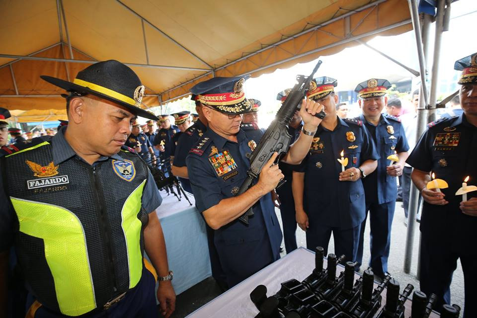 Còn lại về mặt cấu tạo, gần như mọi phiên bản súng Galil ACE đều có cấu tạo tương đương nhau. Nguồn ảnh: Philippinesforces.