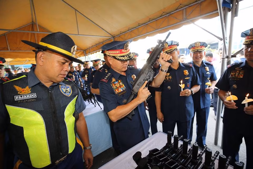 Còn lại về mặt cấu tạo, gần như mọi phiên bản súng Galil ACE đều có cấu tạo tương đương nhau. Nguồn ảnh: Philippinesforces.