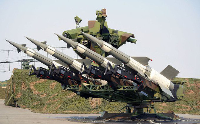 Thậm chí năm 2010, Ukraine còn cải tiến phiên bản tên lửa phòng không tầm ngắn S-125 lên phiên bản S-125-2D Pechora với khả năng tiêu diệt mục tiêu ở khoảng cách 40 km - tốt hơn hẳn phiên bản cũ của Nga. Nguồn ảnh: Rumil.