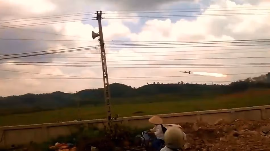 Tờ Sina của Trung Quốc nhận định, đây là tổ hợp tên lửa phòng không dù đã cũ nhưng vẫn phù hợp với tác chiến hiện đại. Nguồn ảnh: Sina.