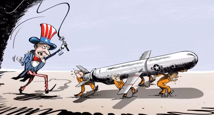 Tuy nhiên, tù nhân không phải lúc nào cũng có trình độ chuyên môn cao cho nên bản thân quả tên lửa hành trình Tomahawk không phải... lúc nào cũng bay được - Victor Bout hài hước cho biết. Nguồn ảnh: Pinterest.