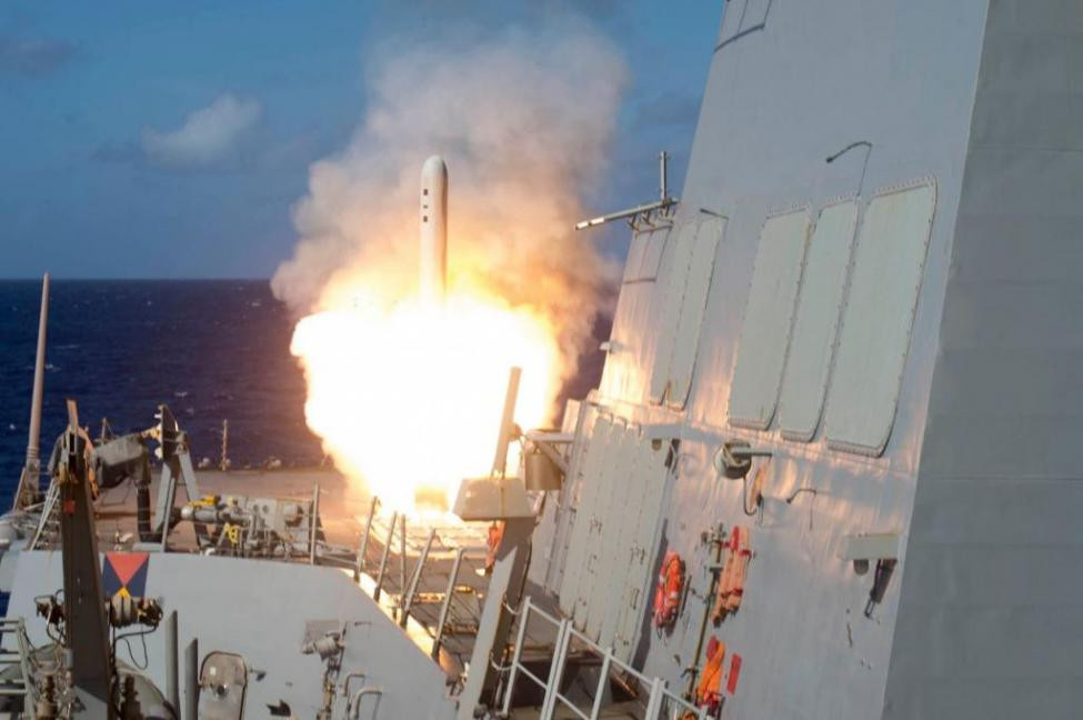 Tuy nhiên với việc tham gia vào quá trình lắp ráp tên lửa Tomahawk trong nhà tù, chưa ai dám chắc rằng sau khi mãn hạn tù, Victor Bout sẽ được trả tự do vì khi đó ông có thể... thoải mái "ôm" kinh nghiệm chế tạo tên lửa của mình về Nga. Nguồn ảnh: Pinterest.