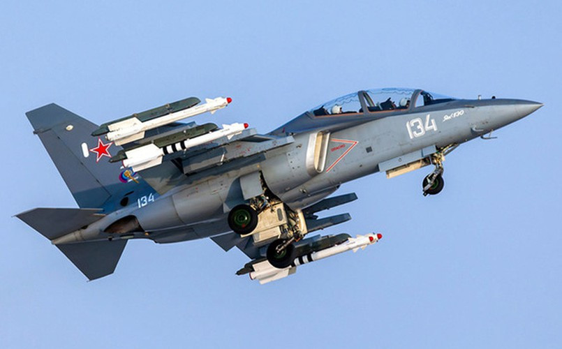 Trong chiến lược hiện đại hóa không quân, đã có nhiều dự đoán cho rằng Việt Nam sẽ sớm ký kết hợp đồng để mang về dải đất hình chữ S chiến đấu cơ đa năng Su-30SM hoặc Su-35S mạnh hơn nhiều.